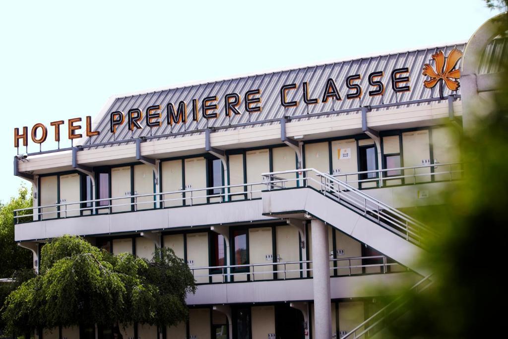 Premiere Classe Lille Sud - Douai Cuincy Hotel Eksteriør billede